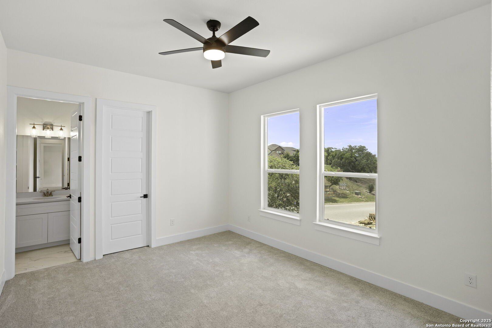 29526 Kearney Ridge. Fair Oaks Ranch, TX 78015