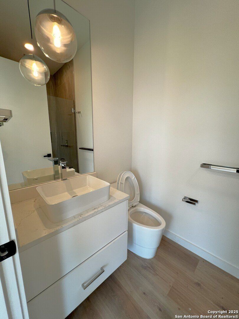 707 Lone Circle. San Antonio, TX 78260