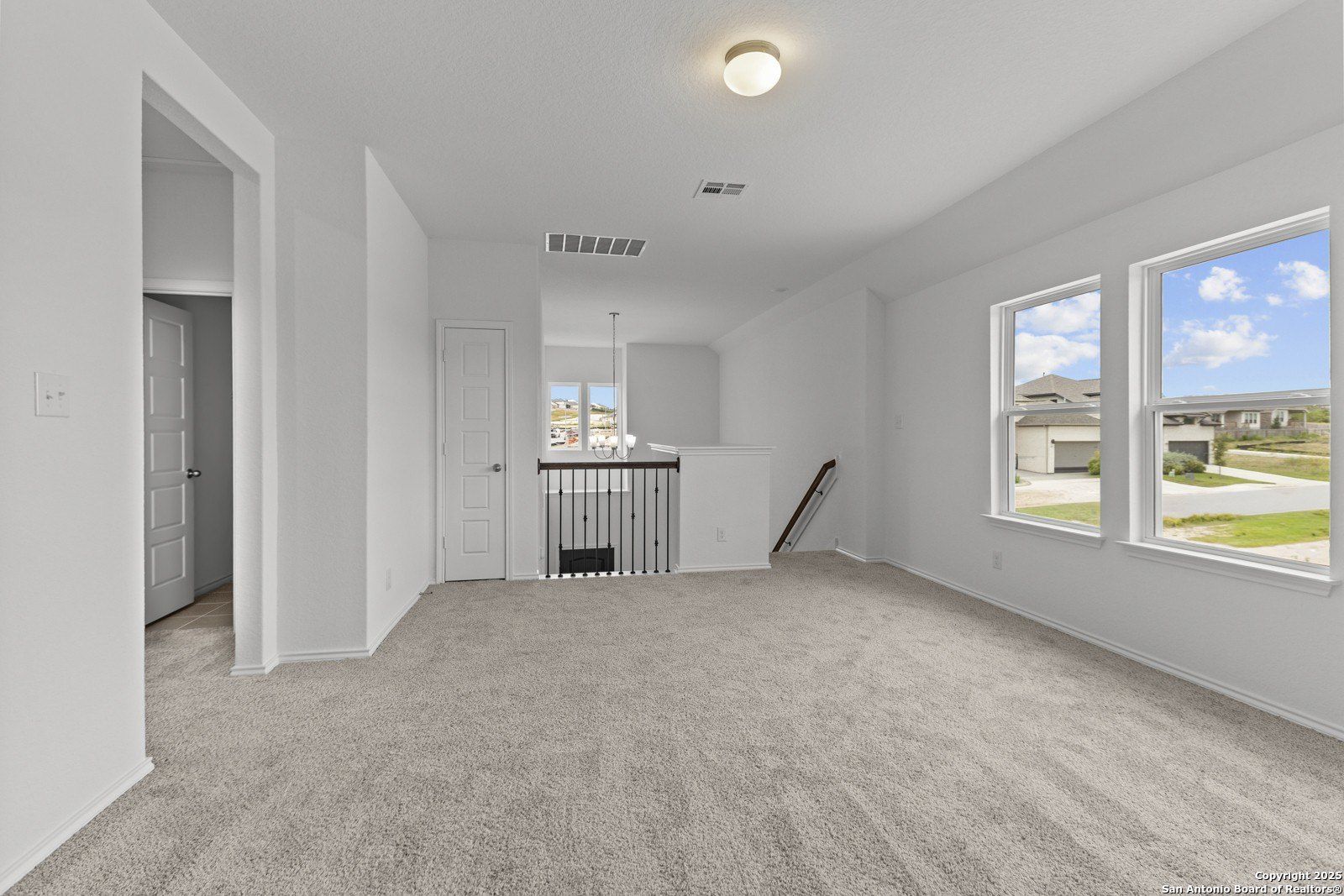 2432 Barkey Springs. San Antonio, TX 78245