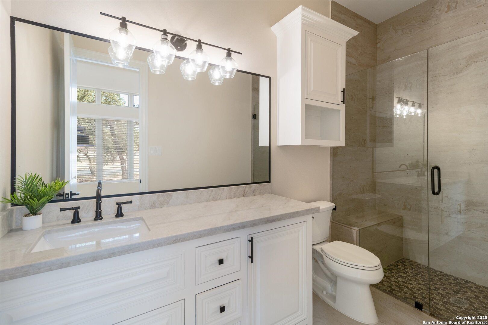 1281 Adyson Ridge. Bulverde, TX 78163