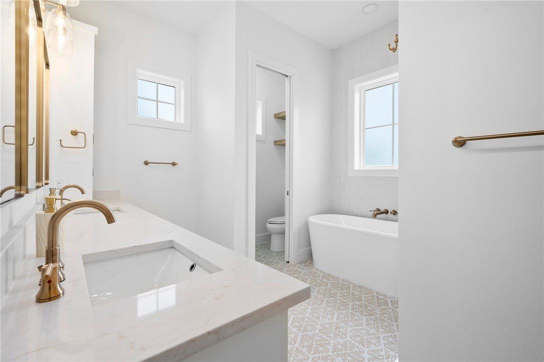 513 Sunrise Avenue. Port Aransas, TX 78373