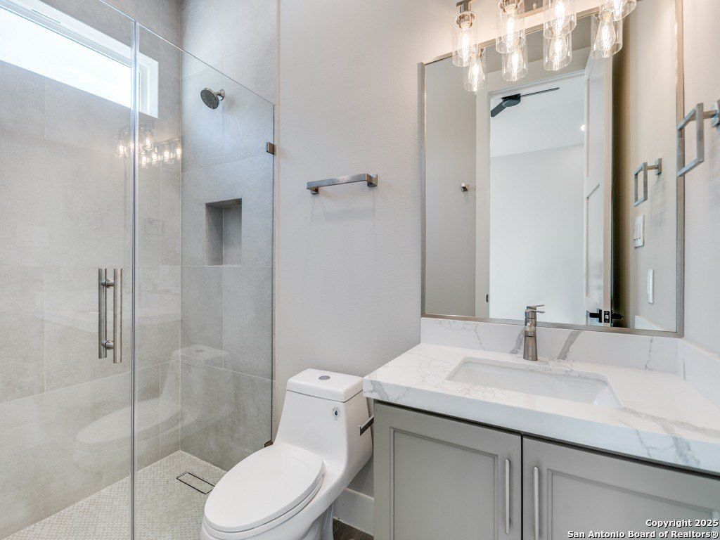 22114 Touring Ln. San Antonio, TX 78257