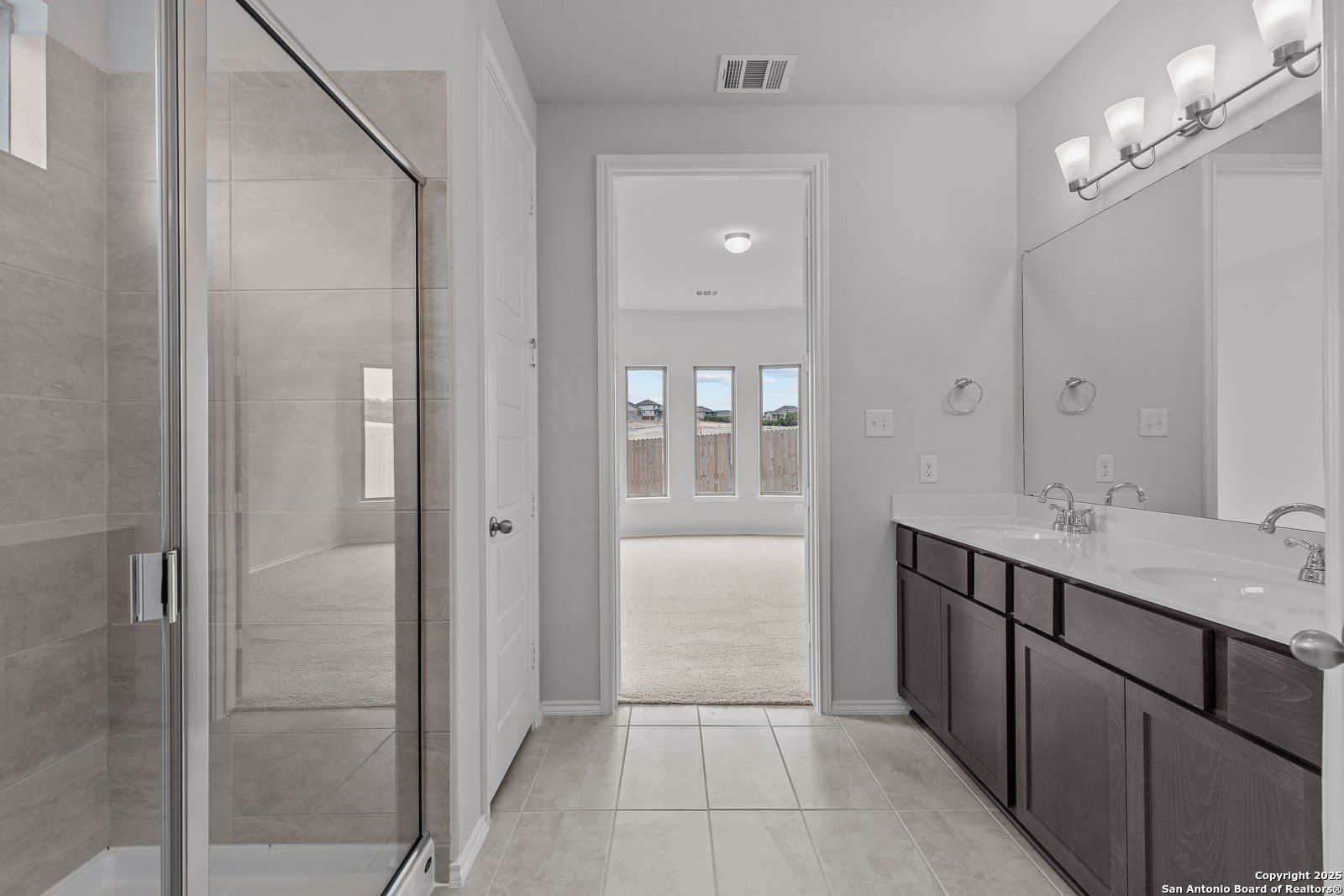 2439 Tinkerton. San Antonio, TX 78245