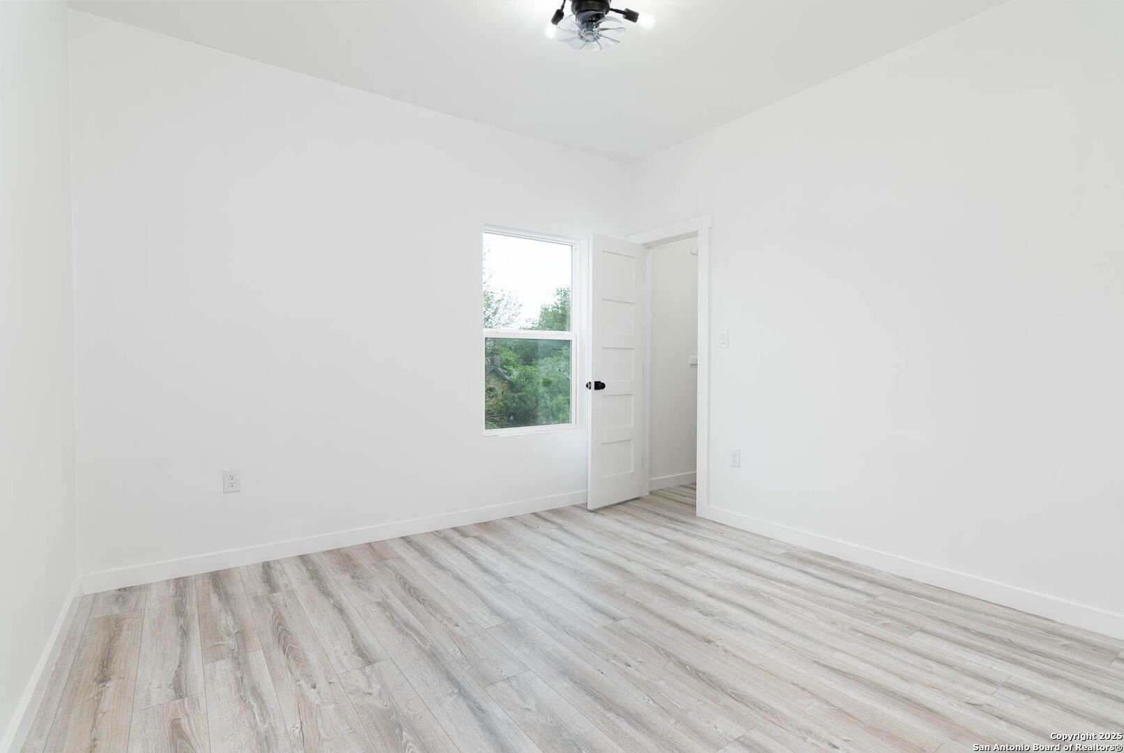 1339 Schley Avenue. San Antonio, TX 78210