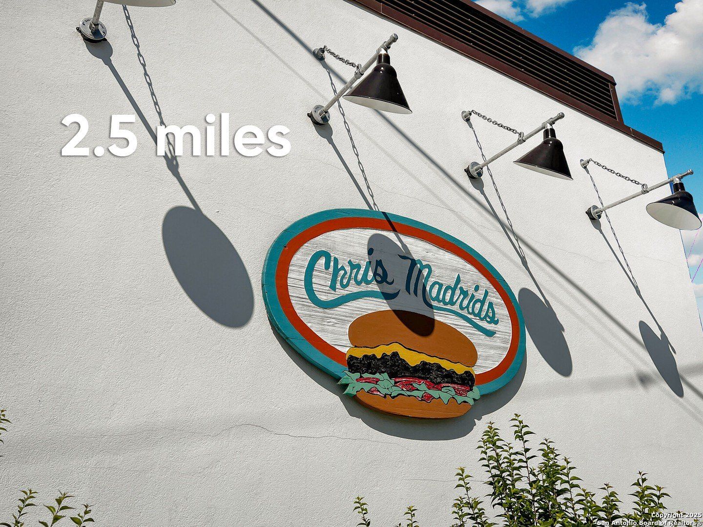 1939 W French Pl. San Antonio, TX 78201