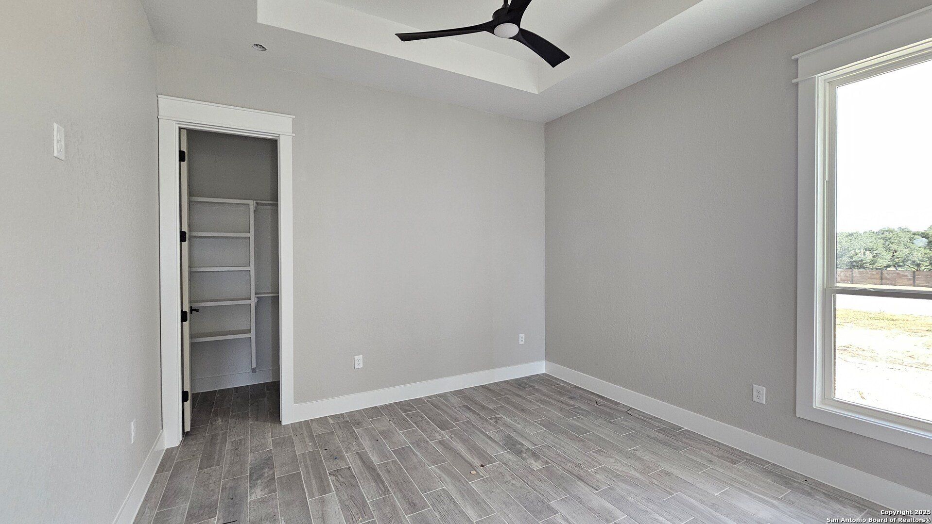 699 James Way. Castroville, TX 78009