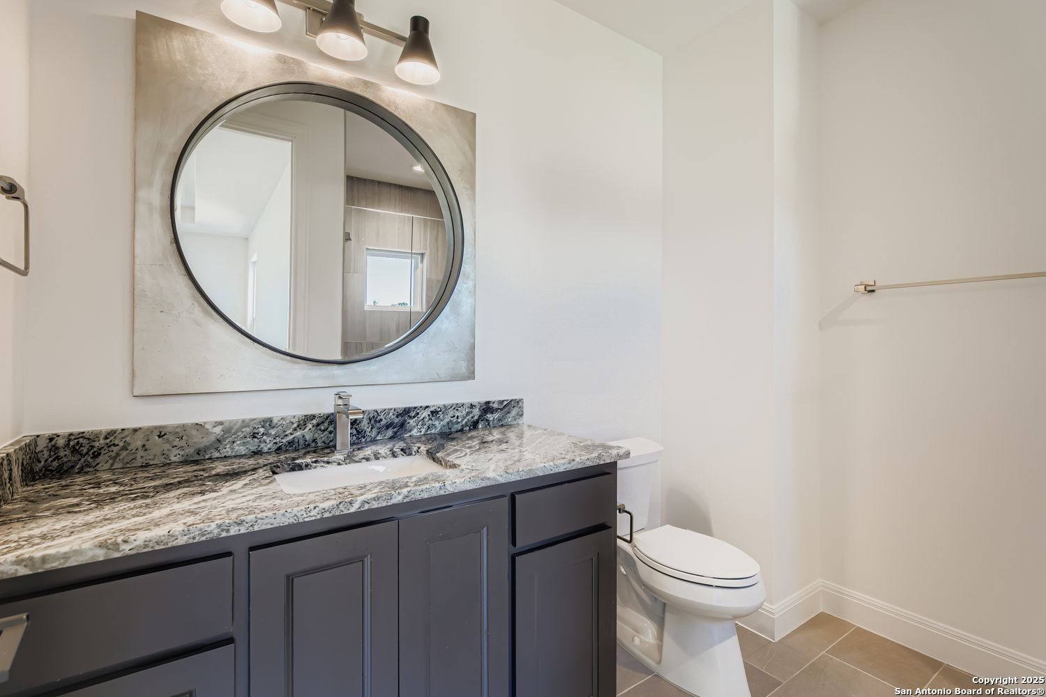 11216 Ensor Street. Boerne, TX 78006