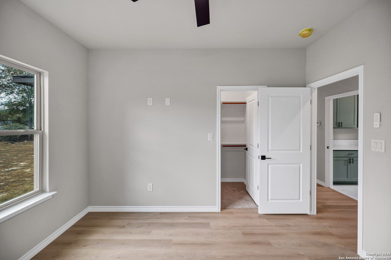 23048 Hilltop Peaks. Elmendorf, TX 78112