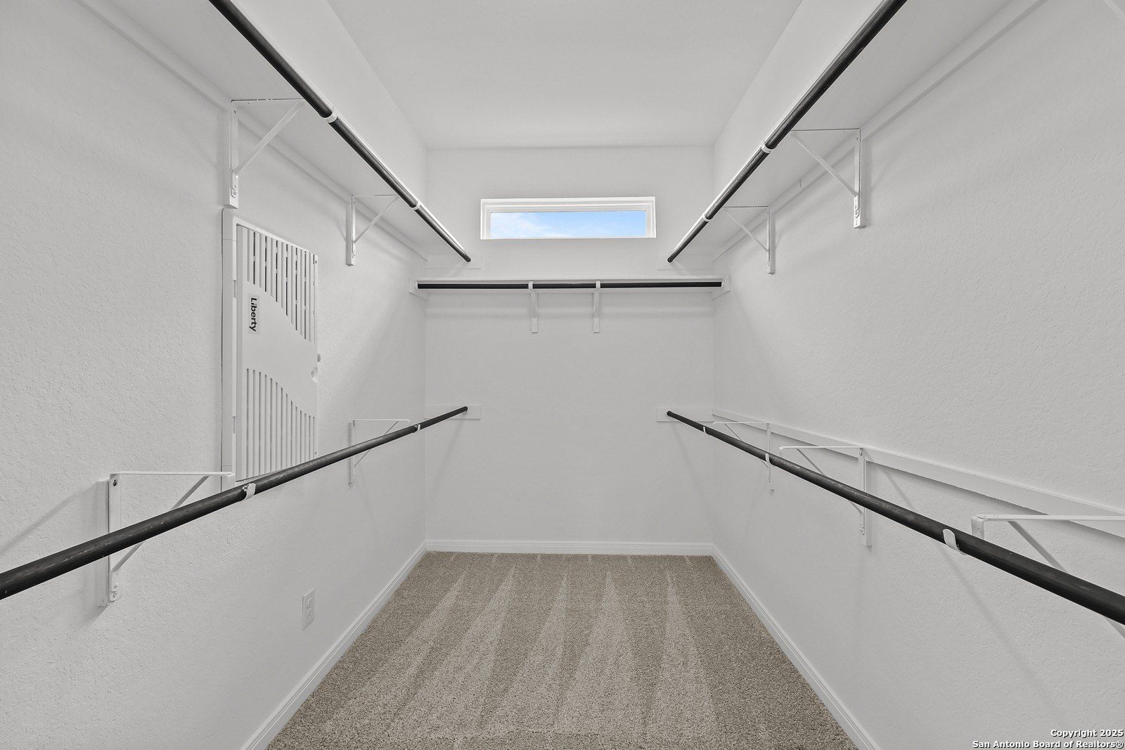 4544 Yoakum Valley. Schertz, TX 78108