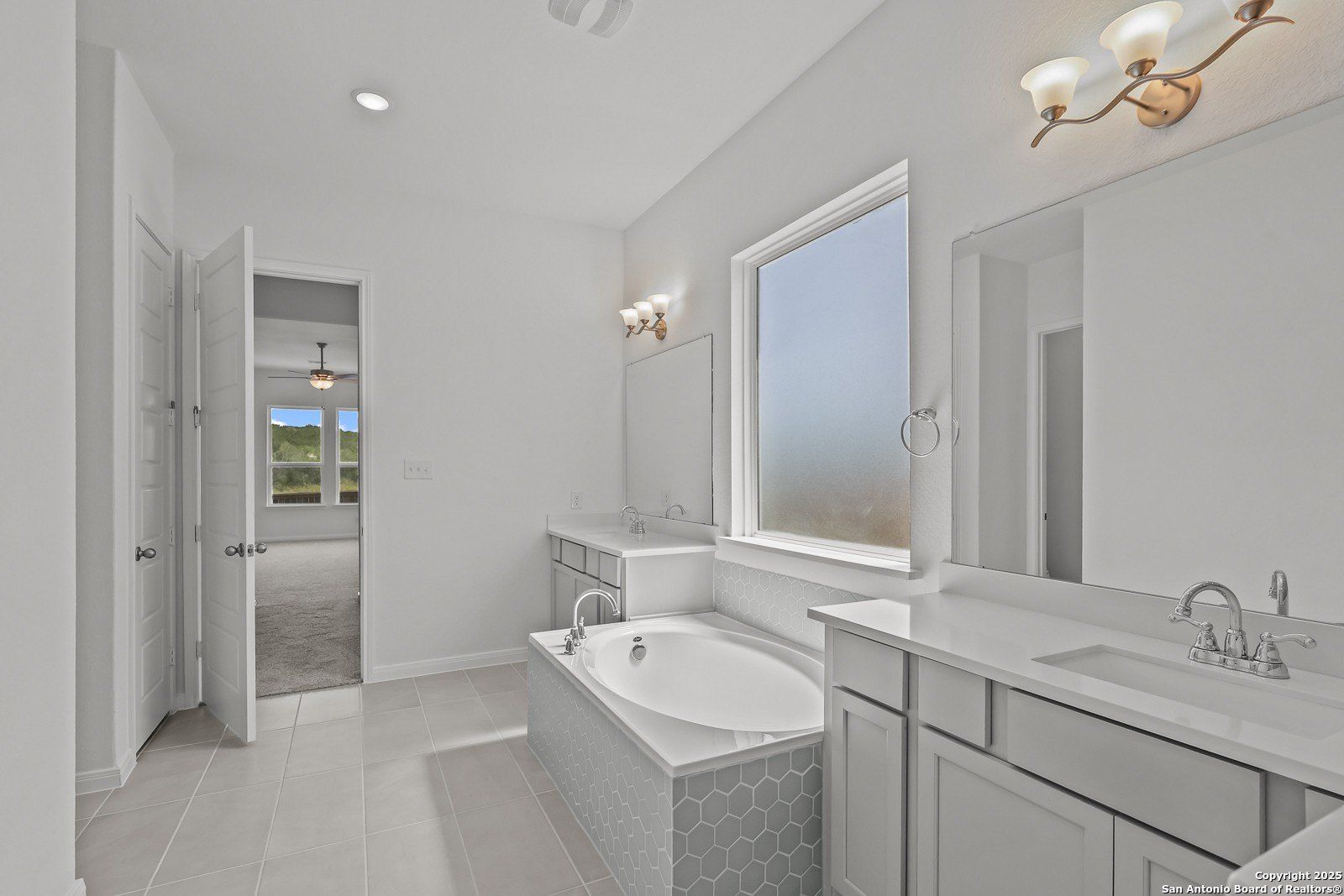 2808 Reeves Ln. Schertz, TX 78108