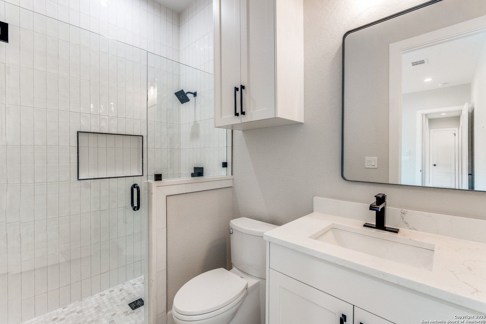 113 Pioneer Trail. Adkins, TX 78101