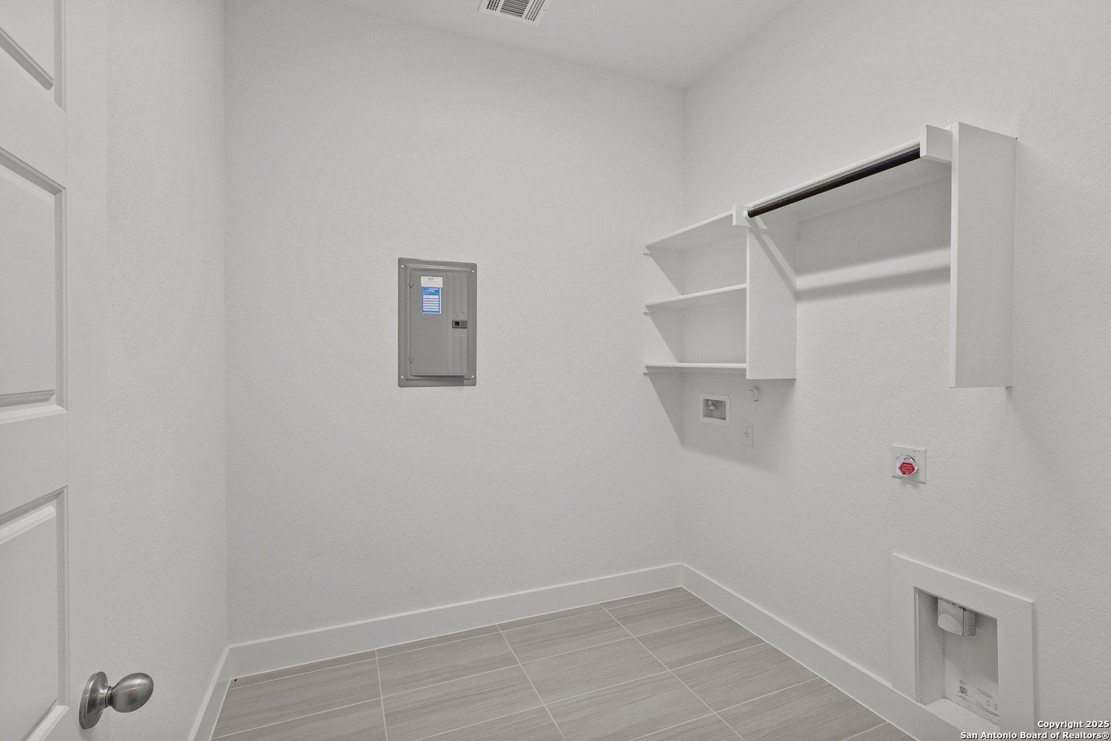 2816 Reeves Ln. Schertz, TX 78108