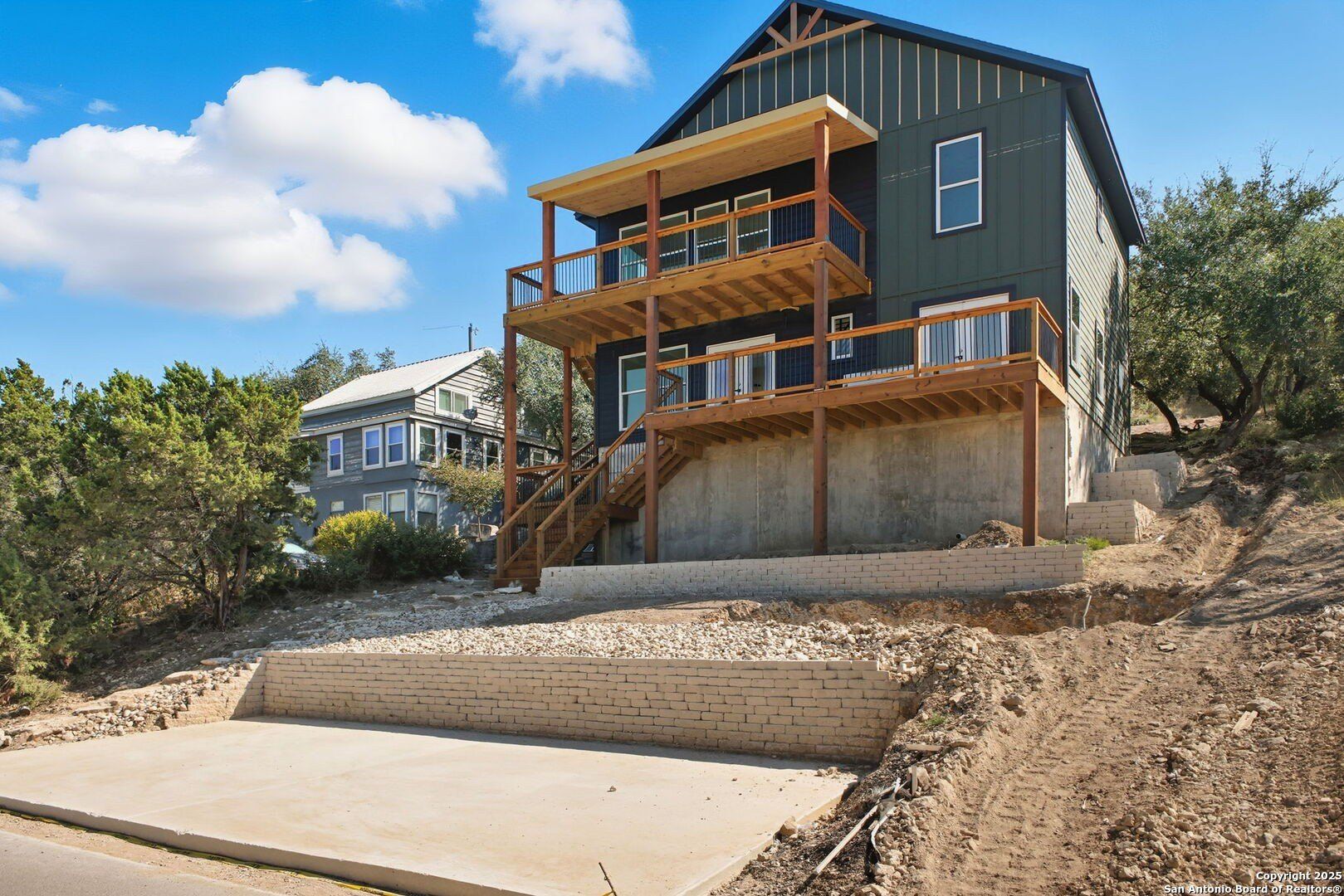 312 Skyline. Canyon Lake, TX 78133