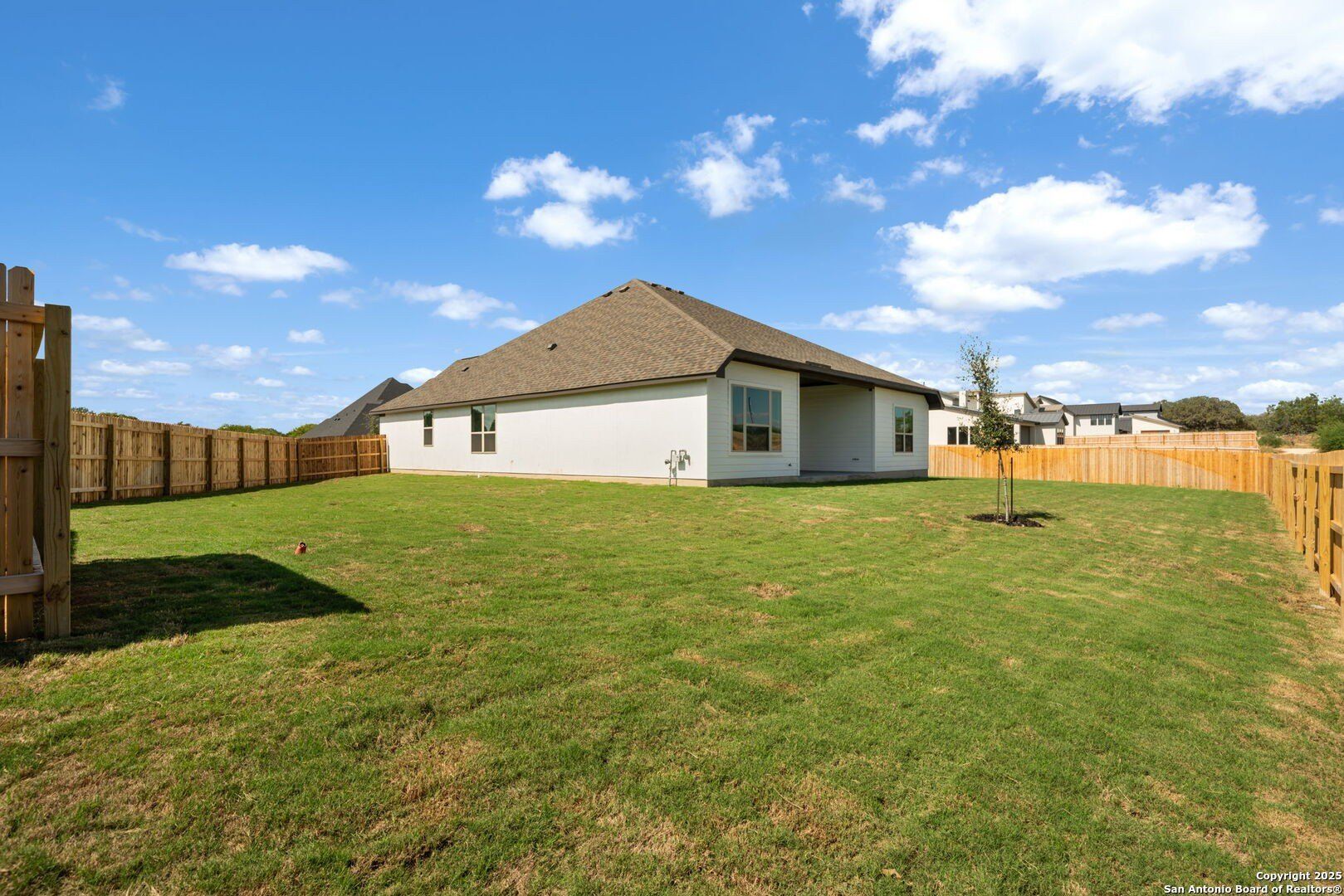 242 Janice Avenue. Castroville, TX 78009