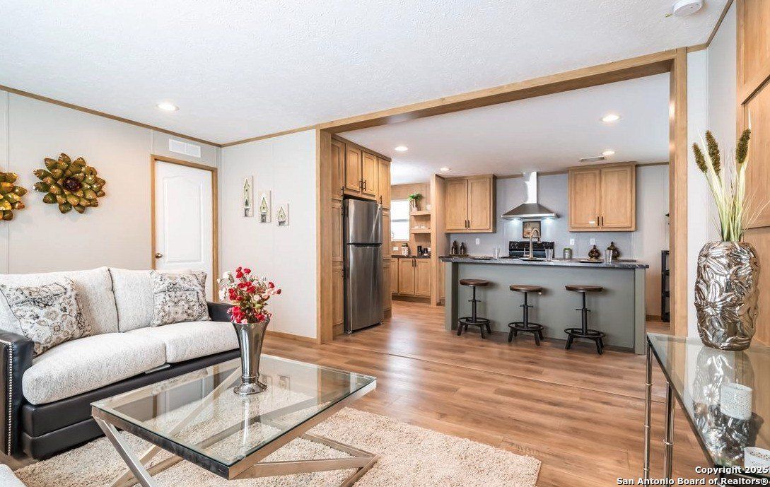 23115 Pocahontas. San Antonio, TX 78264