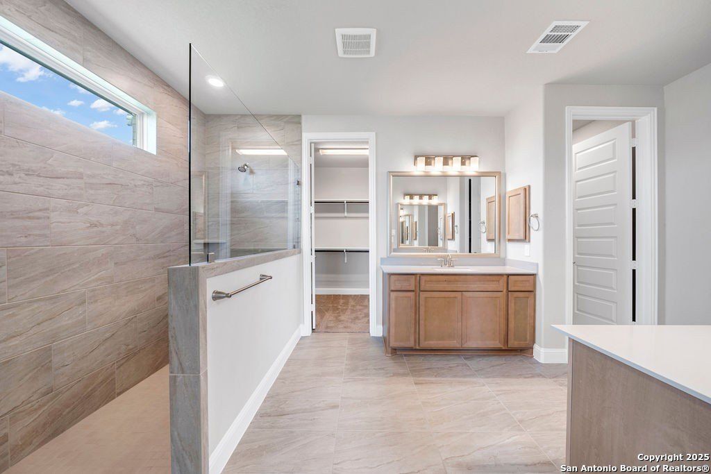 5709 Provo Pl. San Antonio, TX 78263