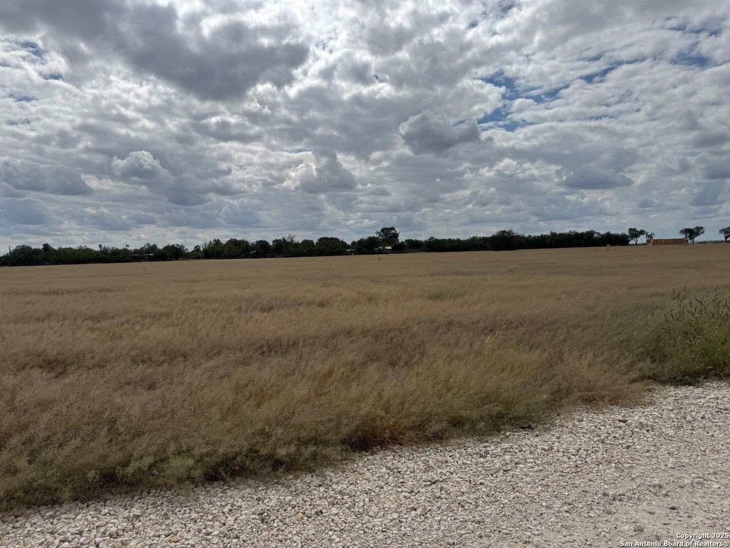 Summerwood Lane Lot 13. La Pryor, TX 78872