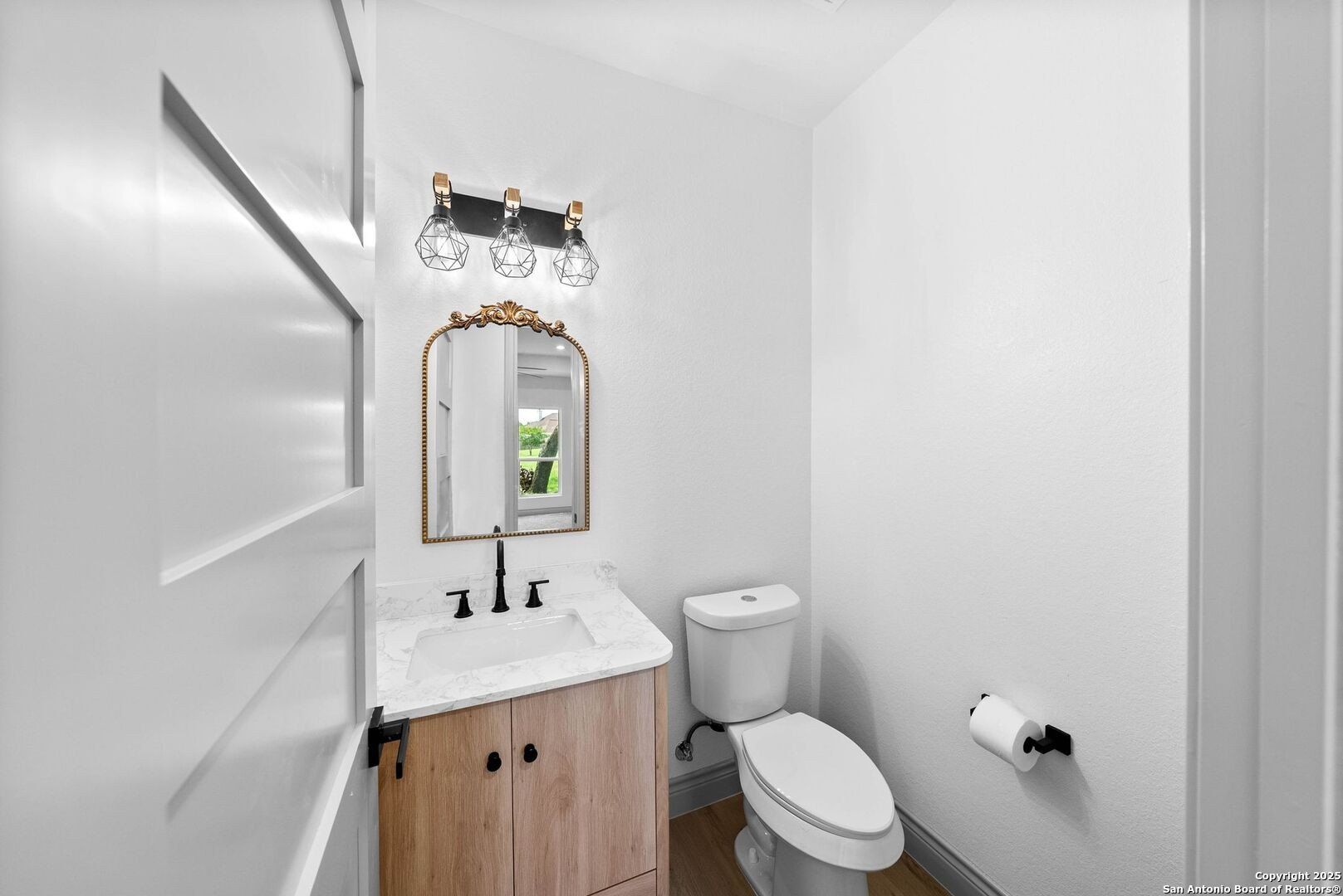 101 Vintage Run Dr. La Vernia, TX 78121