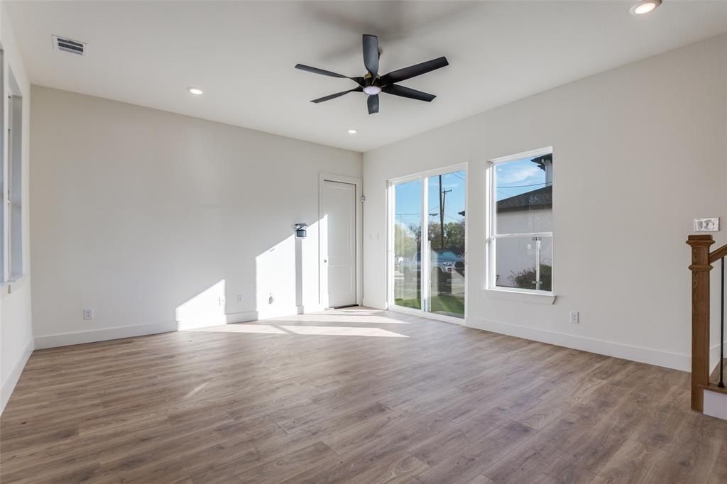 901 Sam Houston Street. Rockwall, TX 75087