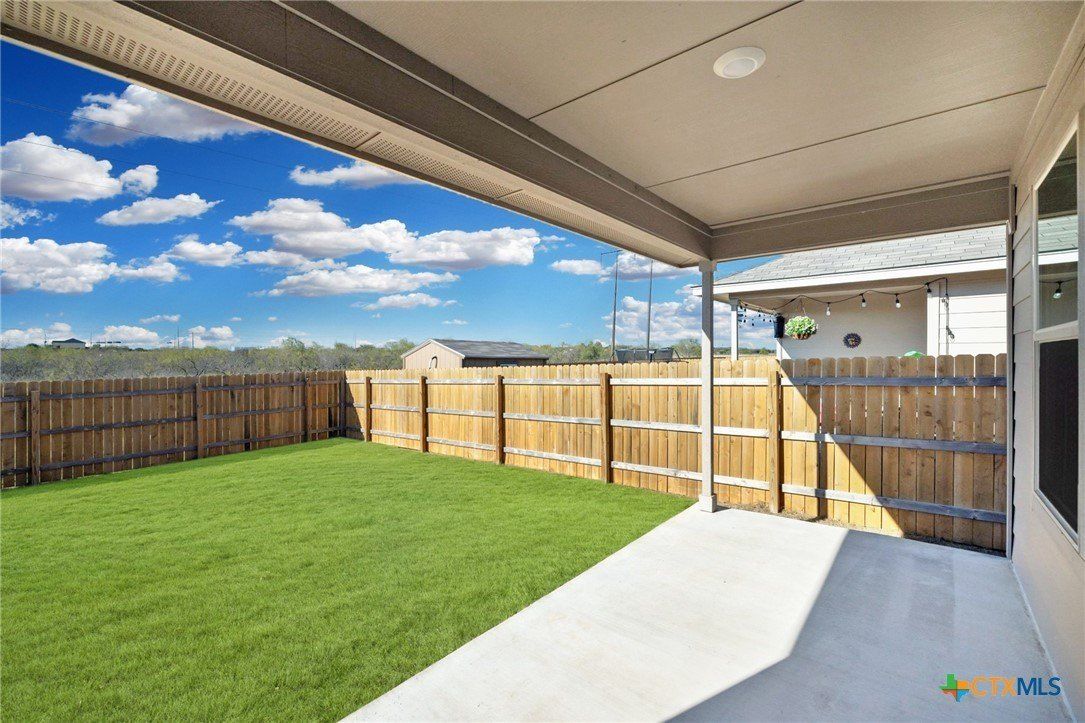 922 Stone Valley Road. Temple, TX 76502