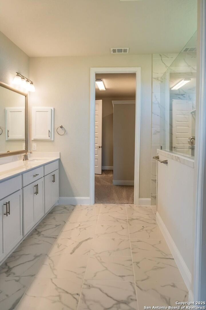 5712 Provo Pl. San Antonio, TX 78263