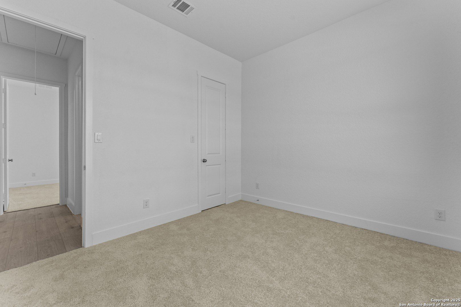 5532 Paschal Park. New Braunfels, TX 78132