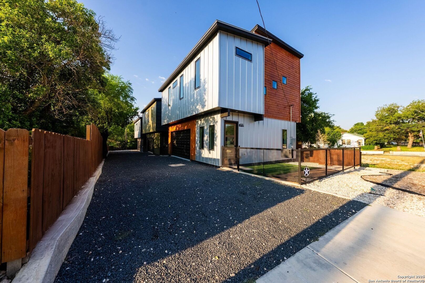 108 Vine Unit 101. San Antonio, TX 78210