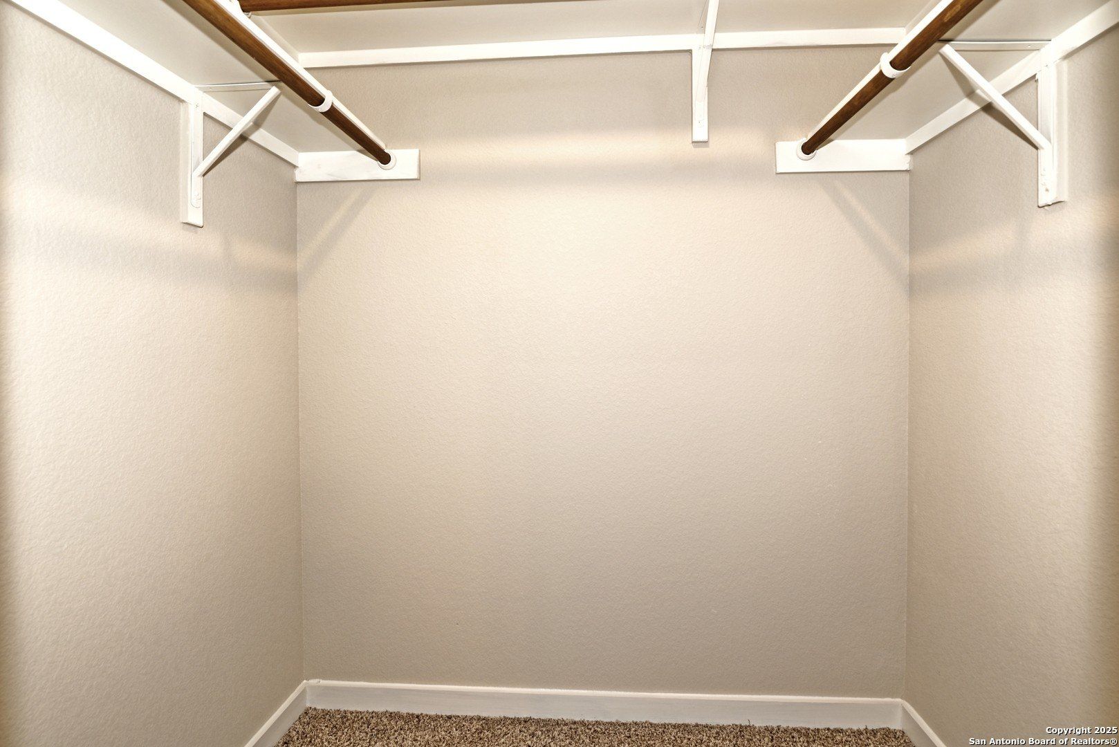 11322 Clearmine. San Antonio, TX 78224