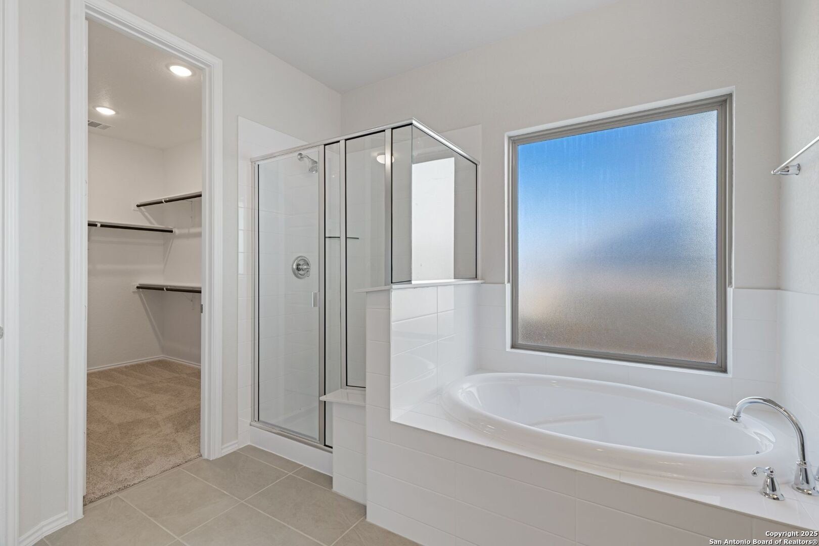 2621 White Willow. San Antonio, TX 78245