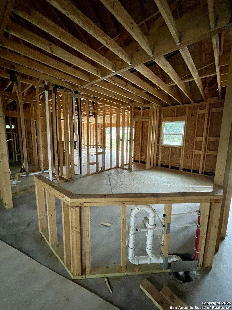 133 Ash Parkway. La Vernia, TX 78121