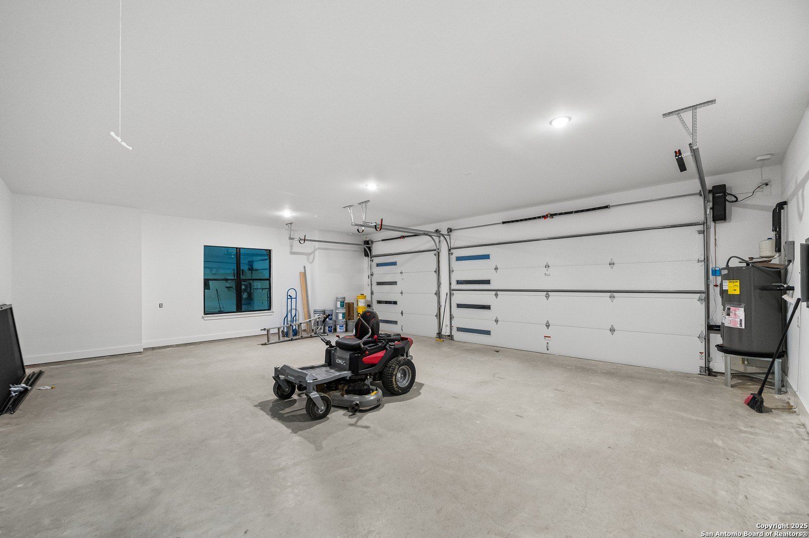 344 Buckskin Trail. Bandera, TX 78003