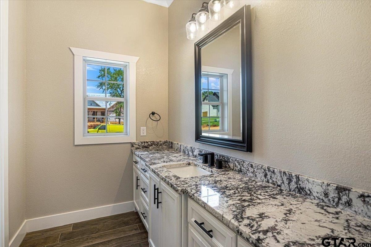 12255 Oak Grove Drive. Tyler, TX 75706