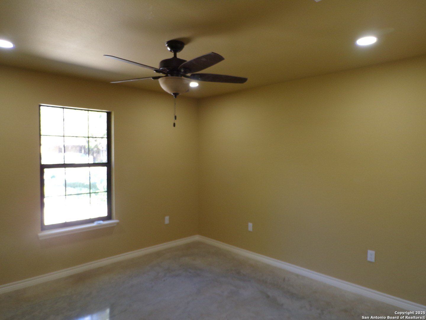 705 W Cargile. Uvalde, TX 78801