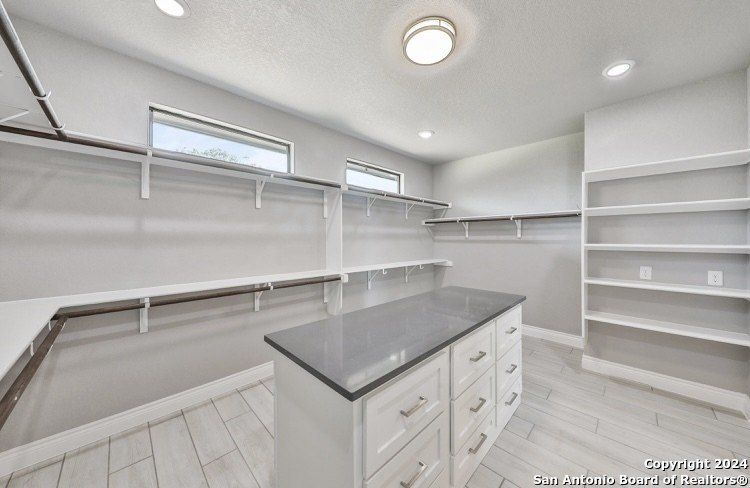 732 Salt Grass Trail. Bandera, TX 78003