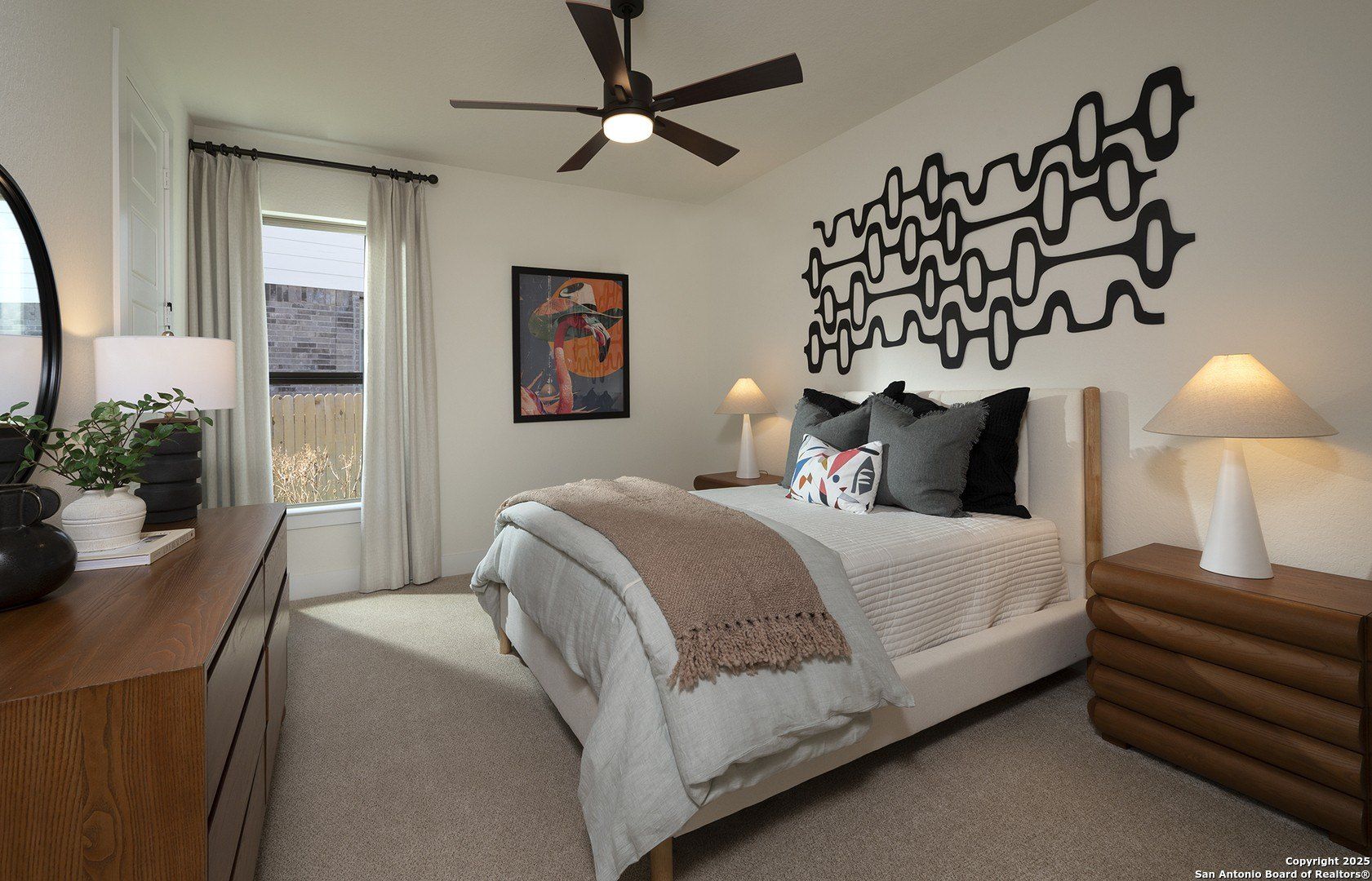 303 Ainslie St W. Castroville, TX 78009