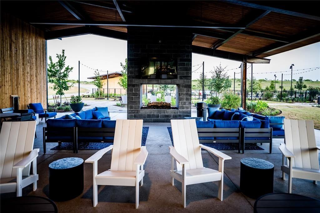 175 Summer Rain Way. Newark, TX 76071