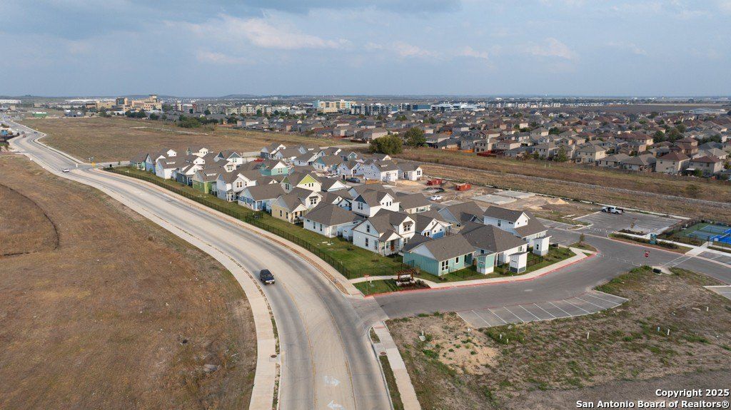 2107 Hofstaat Unit  38. New Braunfels, TX 78130