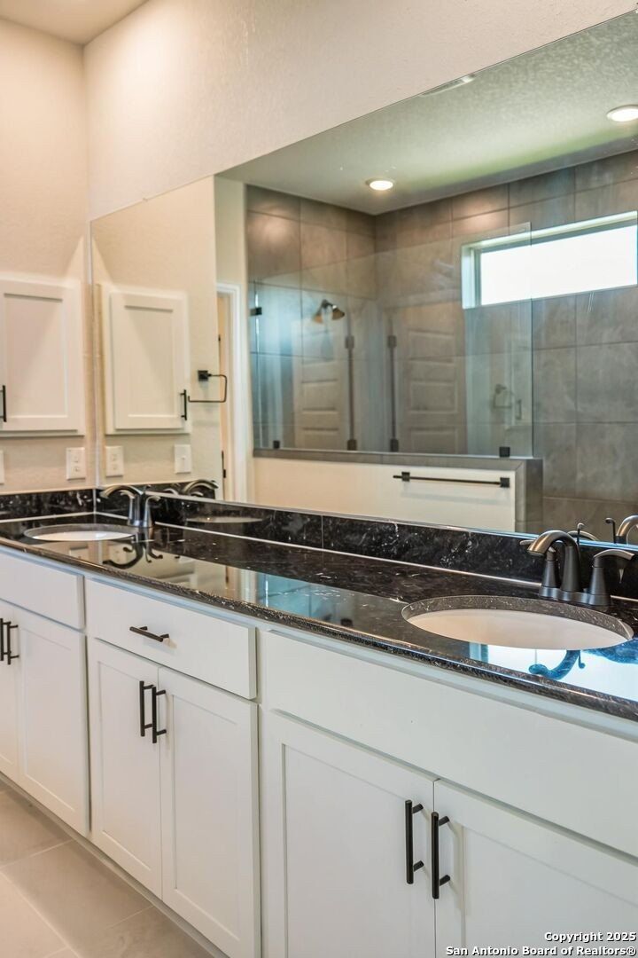 14302 Mystery Path. Cibolo, TX 78108