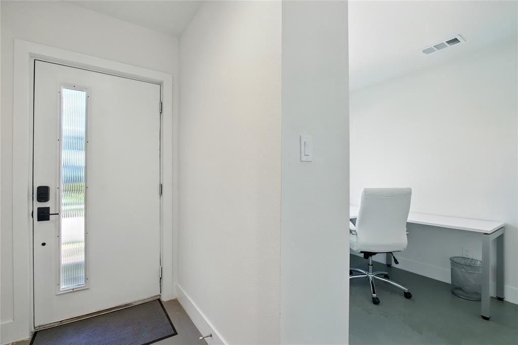 4640 Munger Avenue. Dallas, TX 75204