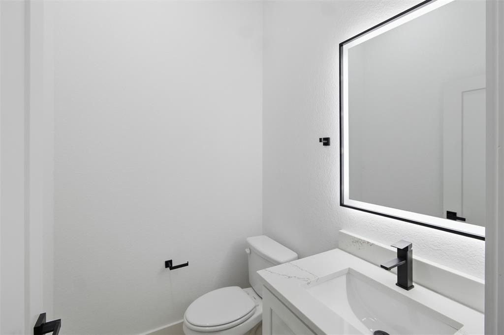 1115 Riverwood Road. Dallas, TX 75217