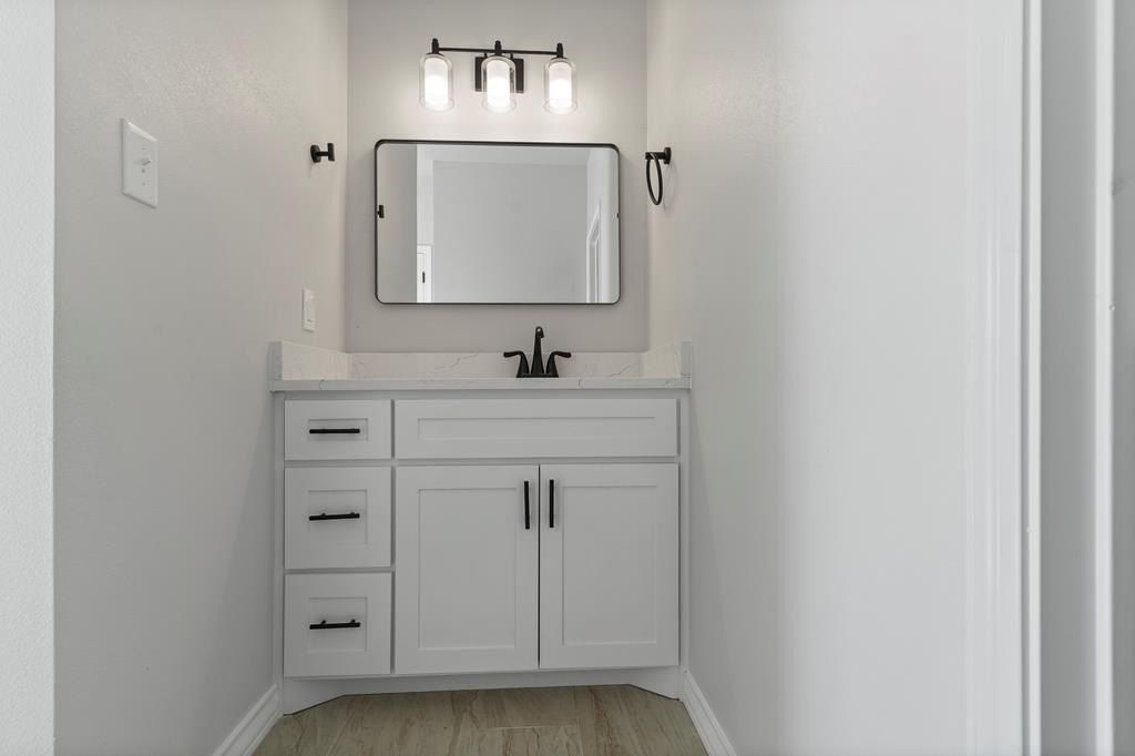 1008 Killdeer. Midland, TX 79706