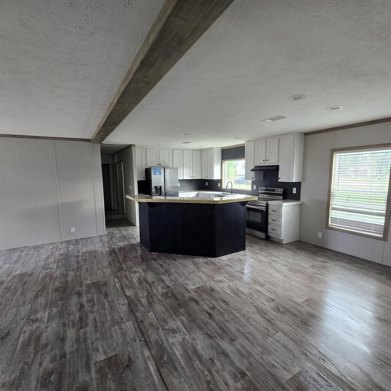 309 County Road 5041. Cleveland, TX 77327