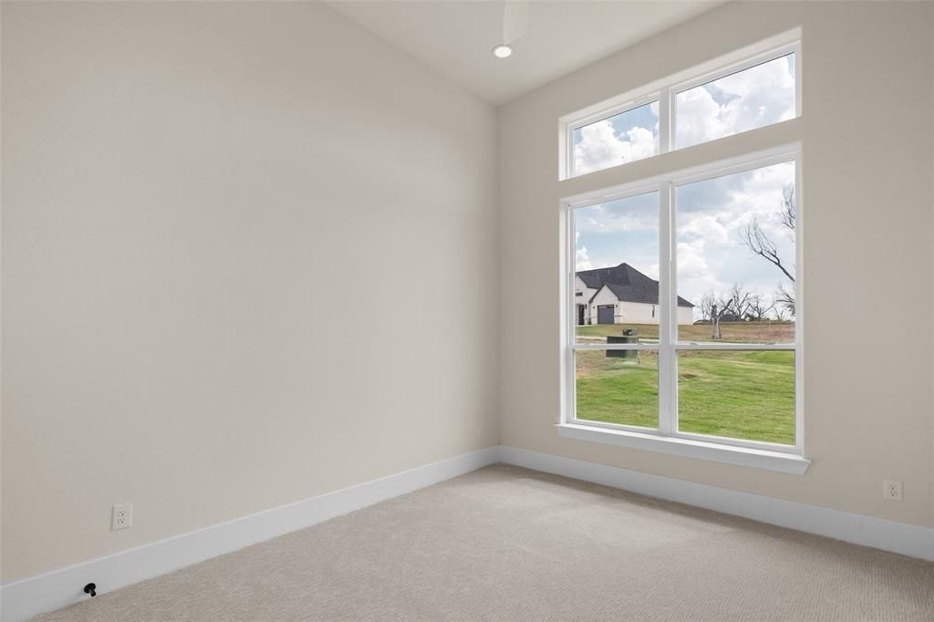 2416 Candlestick Drive. Granbury, TX 76049