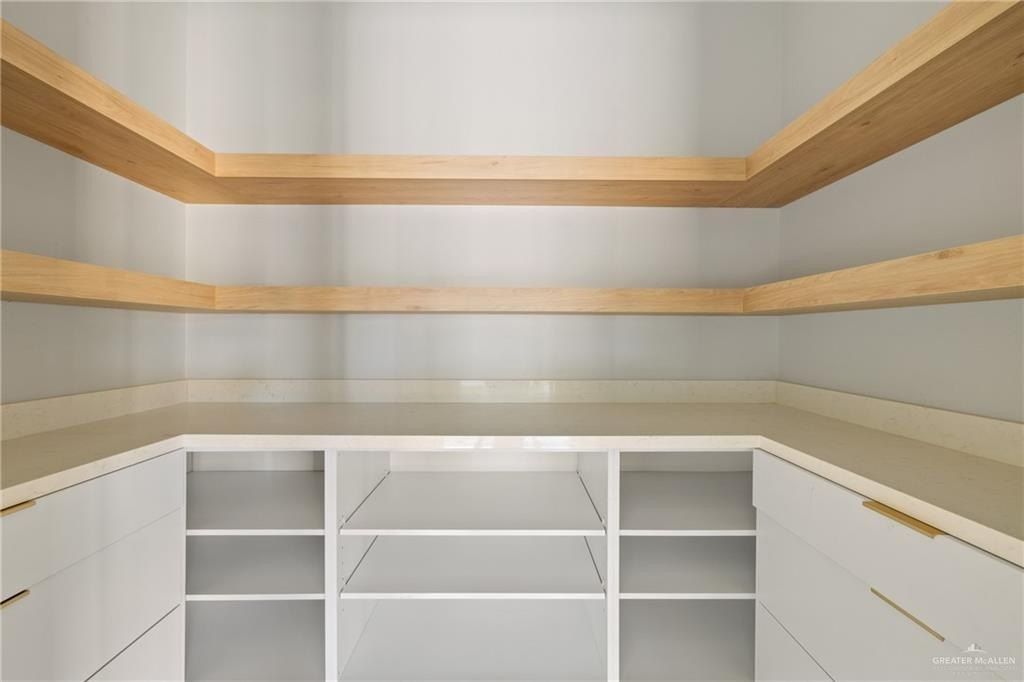 2309 Trinity Avenue. McAllen, TX 78504