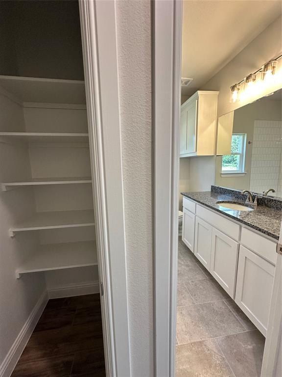 684 County Road 1560. Chico, TX 76431