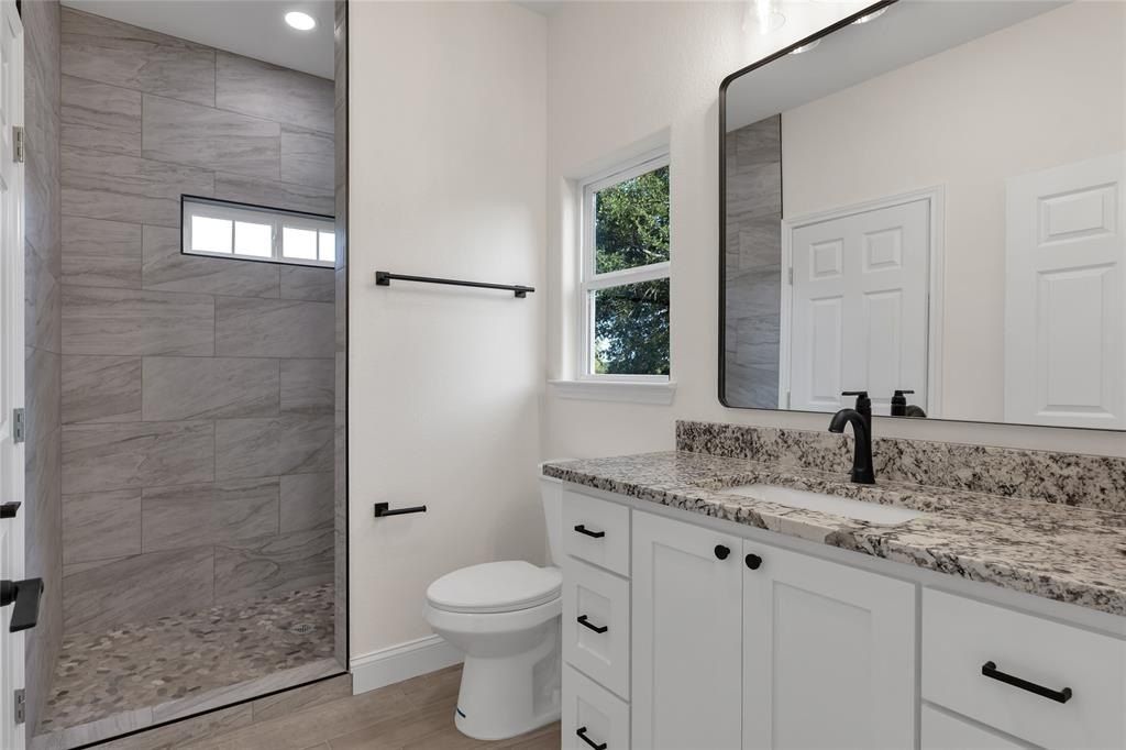 815 Sw 28Th Street. Mineral Wells, TX 76067