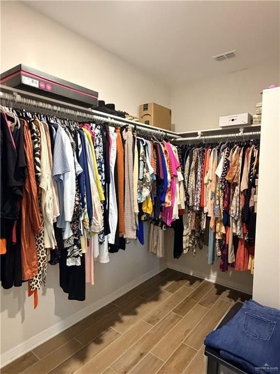 2701 N Day Lily Avenue. Edinburg, TX 78541