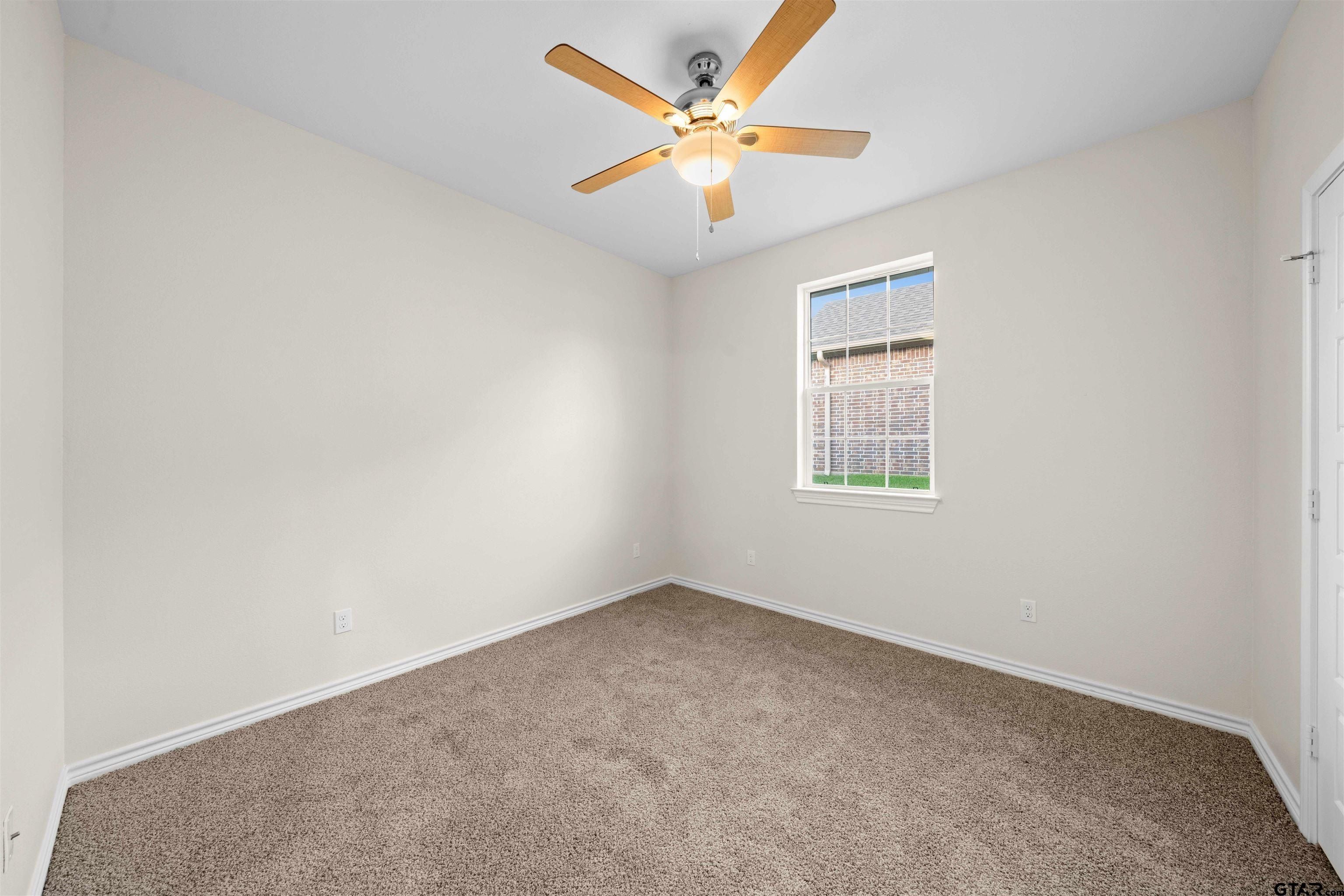 113 Hay Meadow. Winona, TX 75792