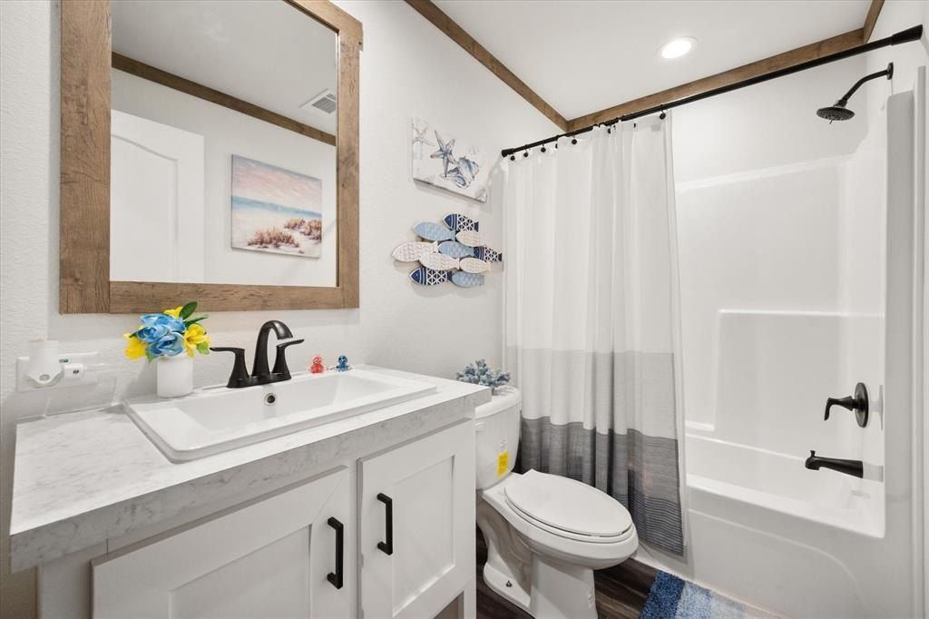 16849 Fm 639 E. Purdon, TX 76679