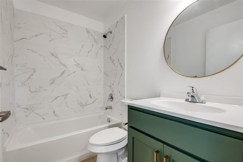 202 Campbell Street. Terrell, TX 75160